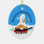 Smelten van kerstversiering met sneeuwkok keramisch ornament (Rechts)