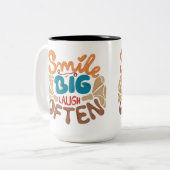 Smile Big Laugh Often Tweekleurige Koffiemok (Voorkant links)