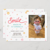Smile Happy Face Photo Birthday Invitation Kaart (Voorkant / Achterkant)