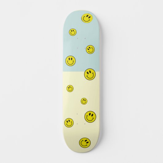 Smiley Bear smile skateboard  (Voorkant)