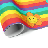 Smiling Emoji Daisies on Rainbow Stripes Cadeaupapier (Rol Hoek)