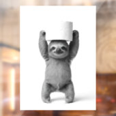 Smiling Sloth Triumphantly Lifts Toilet Paper Roll Raamsticker (Vel 2)