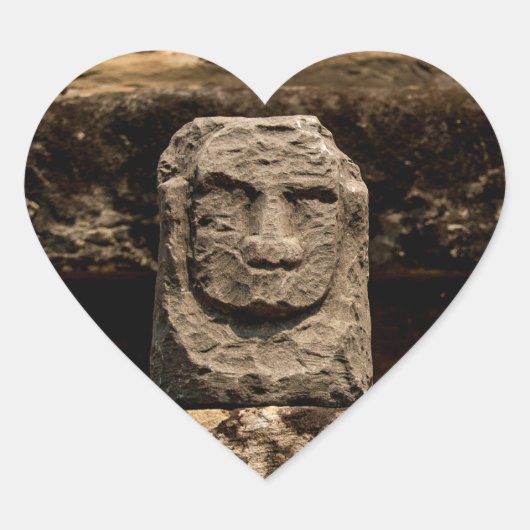Smiling Stone Totem Heart Stickers (Voorkant)