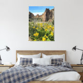 Smith Rock State Park in de lente Canvas Afdruk (Insitu (Slaapkamer))