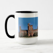 Smithsonian Castle in Washington, DC. Mok (Links)