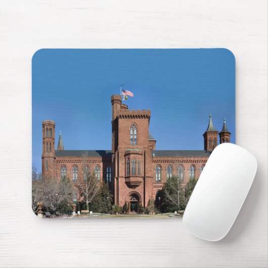 Smithsonian Castle in Washington, DC. Muismat (Met muis)