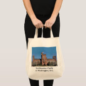 Smithsonian Castle in Washington, DC. Tote Bag (Voorkant (product))