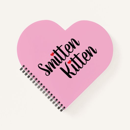 Smitten Kitten Cute Valentine Heart Shaped Notitieboek (Voorkant)