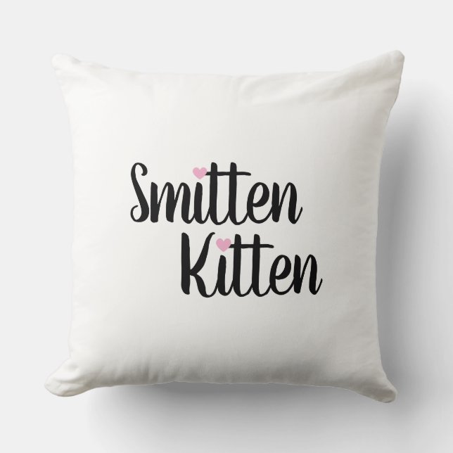 Smitten Kitten Cute Valentine’s Day Kussen (Voorkant)