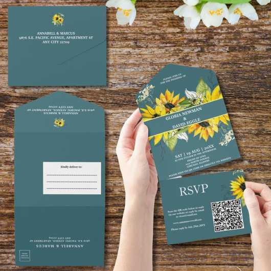 Smokey Green Zonnebloem Alles in een bruiloft Uitn All In One Uitnodiging