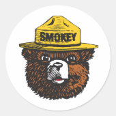 Smokey stickeer for campers and hikers ronde sticker (Voorkant)