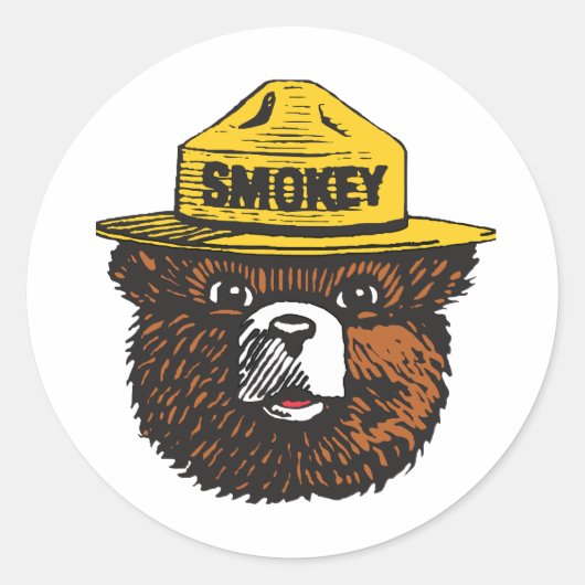 Smokey stickeer for campers and hikers ronde sticker (Voorkant)