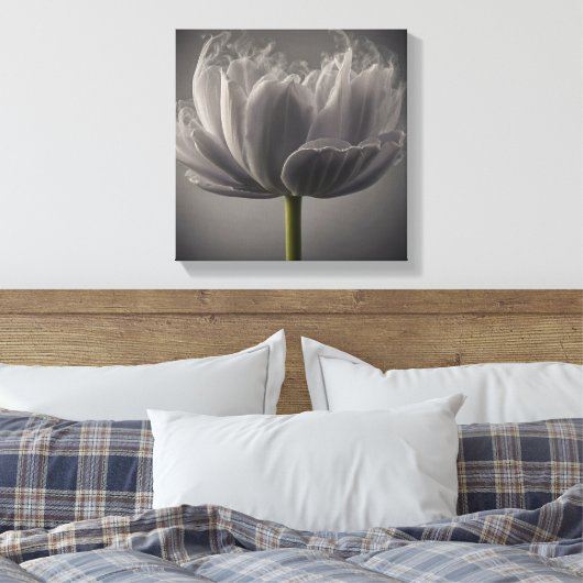 Smokey Tulip Canvas Afdruk (Insitu (Slaapkamer))
