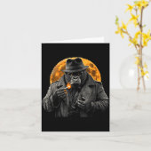 Smoking Gorilla In Trench Coat With Orange Moon Ar Kaart (Gele Bloem)