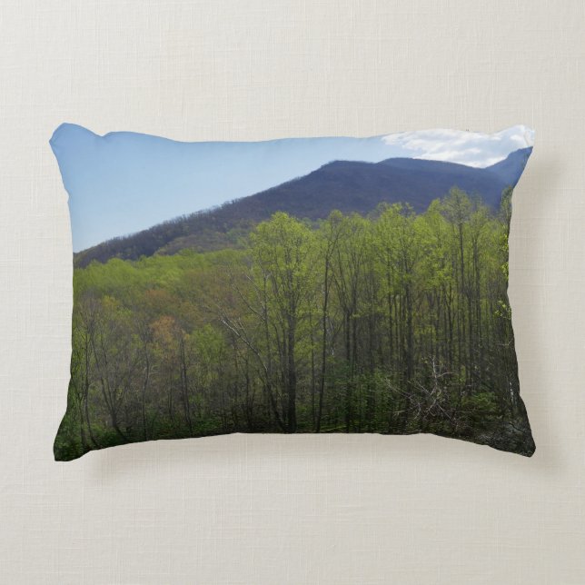 Smoky Mountains in Spring Landscape Accent Kussen (Voorkant)