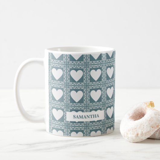 Smoky Teal Geometric Hearts Valentine’s Gift Koffiemok (Met donut)