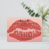 Smooch Lips Bruiloft RSVP Kaartje (Staand voorkant)