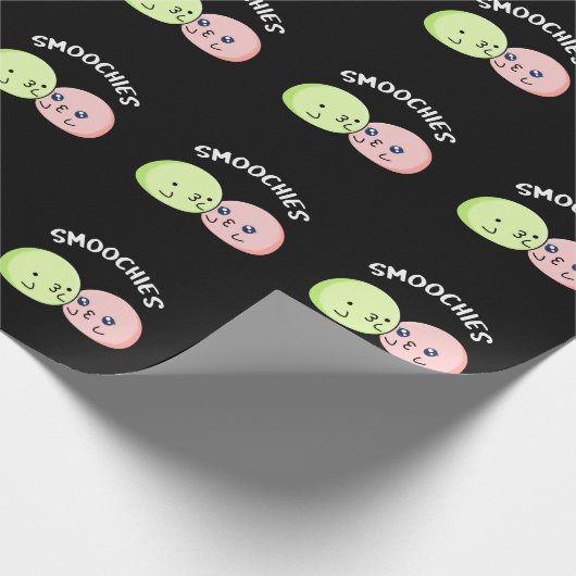 Smoochies Grappig zoenen Mochi Pun Donker BG Cadeaupapier (Hoek)