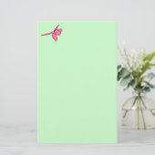 Smooth Fuschia Dragonfly Briefpapier (Staand voorkant)