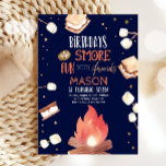 S'more Bonfire Smore Fun Friends Camping Birthday Kaart<br><div class="desc">Een perfecte manier om je gasten uit te nodigen voor je verjaardagsfeestje!</div>