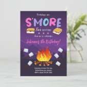 S'more Bonfire Smore Leuke Uitnodiging voor verjaa (Staand voorkant)