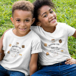 Smore Fun Rustic Girls Birthday Party Favor T-shirt<br><div class="desc">De zomerverjaardagen zijn de beste. Gooi een 's mores het verjaardagsfeest deze zomer, dat zullen ze zich altijd herinneren. De verjaardagsgasten van je dochter zullen van dit t-shirt plezier hebben. Dit leuke verjaardagsfeest t-shirt bevat schattige marshmallow, chocolade bars, krakers en campfire figuren. In het midden staat in de tekst: Birthidays...</div>