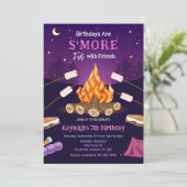 S'more vreugdevuur campingfeest verjaardagsuitnodi kaart (Staand voorkant)