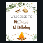 S'mores Camping Campfire Greenery Birthday Welcome Poster<br><div class="desc">Welkom uw feestgasten met een schattig persoonlijk teken. Lijst het teken en toon het op een tafel dicht bij de ingang of zet het poster op schuim vast en toon het buiten op een rooster. Dit ontwerp bevat de mores van onze hand en de illustraties van het kampvuur met waterverf...</div>