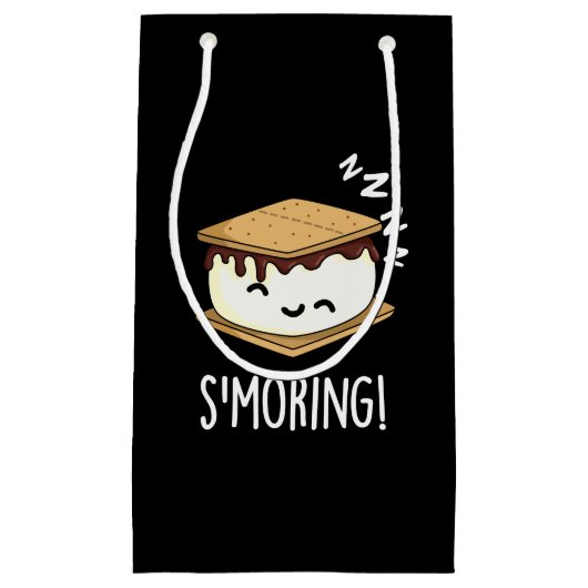 Smoring Funny Smore Puns Donker BG Klein Cadeauzakje (Voorkant)