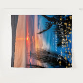 Snaarlichten Zonsondergang Palmboom Strand Bruilof Wandkleed (Voorkant (horizontaal))