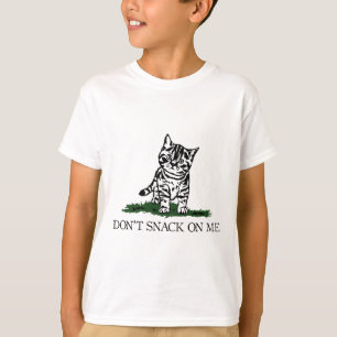Snack niet op mij gele kat ze eten huisdieren leuk t-shirt