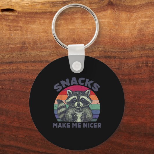 Snacks Make Me Nicer Raccoon Animal Sarcastic Sayi Sleutelhanger (Voorkant)