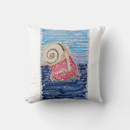 Snail on the Strawberry Kussen