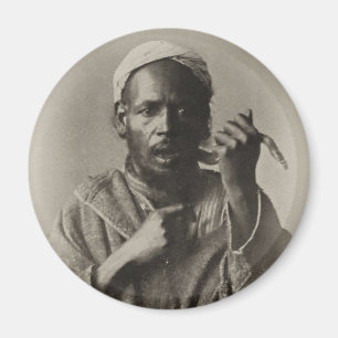 Snake charmer in Tangier, Marokko, 1913 Magneet