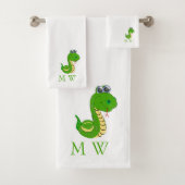 Snake Design Monogrammed Bad Handdoek (Insitu)