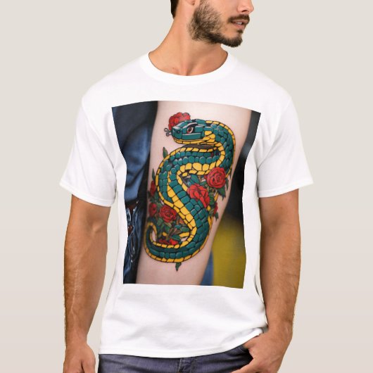 "Snake Tattoo Hand T-shirt (Voorkant)