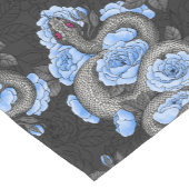 Snakes and blue roses korte tafelloper (Hoek)