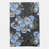 Snakes and blue roses theedoek (Verticaal)