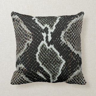 Snakeskin Pillow Kussen