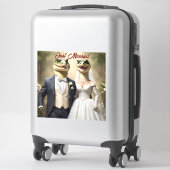 Snapping Up Love: een krokodillenhuwelijk Sticker (Koffer)