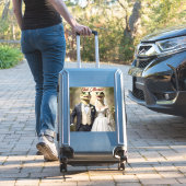 Snapping Up Love: een krokodillenhuwelijk Sticker (Koffer Insitu)