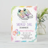 Sneaker ball girl party invite kaart (Staand voorkant)