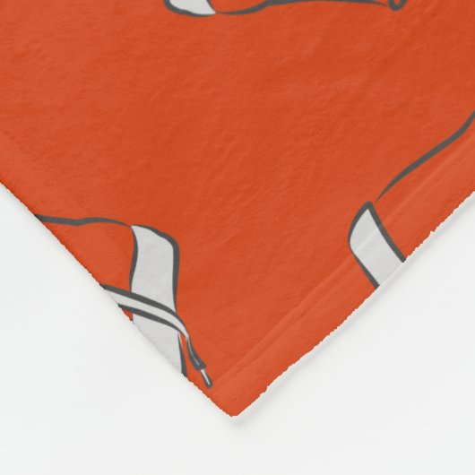 Sneakers naadloos patroon op rode achtergrond fleece deken (Hoek)