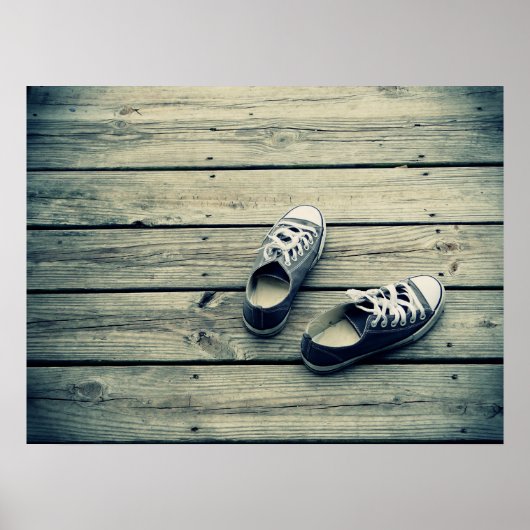 SNEAKERS OP EEN STEIGER POSTER (Voorkant)