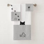Sneaky Cat Monogram Grijs Bad Handdoek (Insitu)