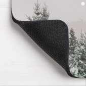 Sneeuw bedekt met pijnbomen muismat (Hoek)