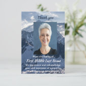 Sneeuw bedekte berg memorial aangepaste dank u bedankkaart (Staand voorkant)