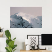 Sneeuw bedekte berg poster (Thuiskantoor)