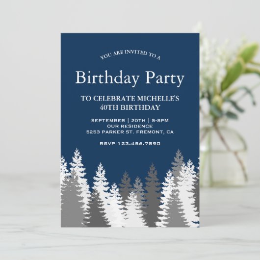 Sneeuw bedekte dennenbomen Navy Blue Verjaardagsfe Kaart (Staand voorkant)