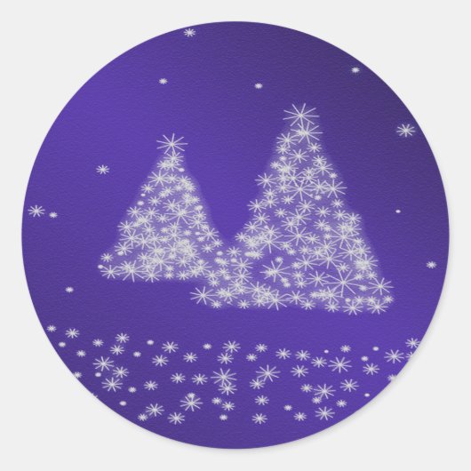 Sneeuw- en kerstbomen blauwe achtergrondklever ronde sticker (Voorkant)
